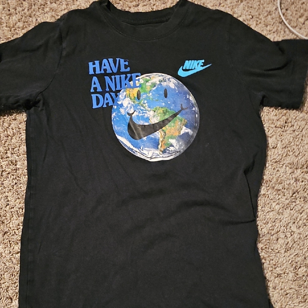 Nike Black Graphic T-Shirt
